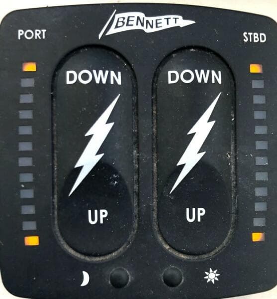 2017 Osprey Pilothouse 30 Fisherman