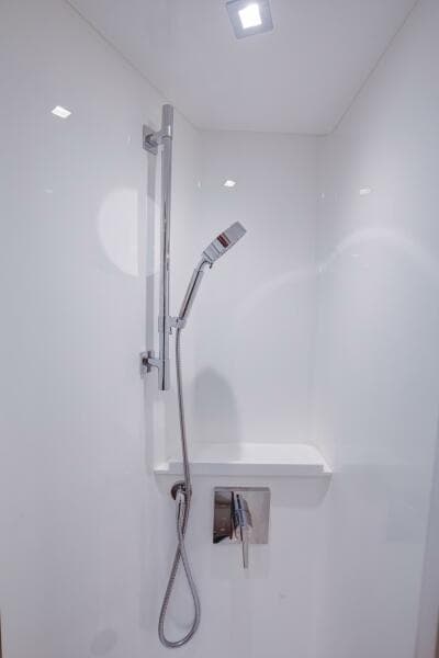 2024 Viking 68 Convertible