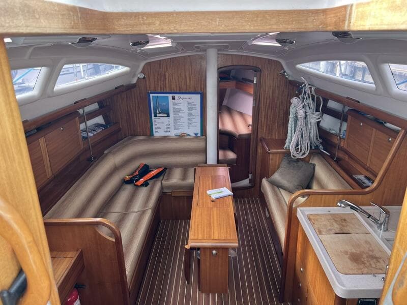 2007 Delphia 33 Sloop