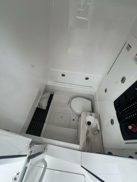 Valhalla 33 JUST ONE MORE - Head