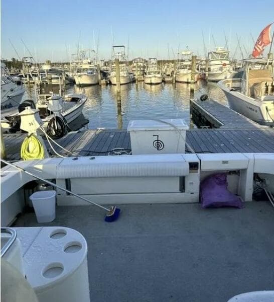 1998 Sea Ray 330 Express