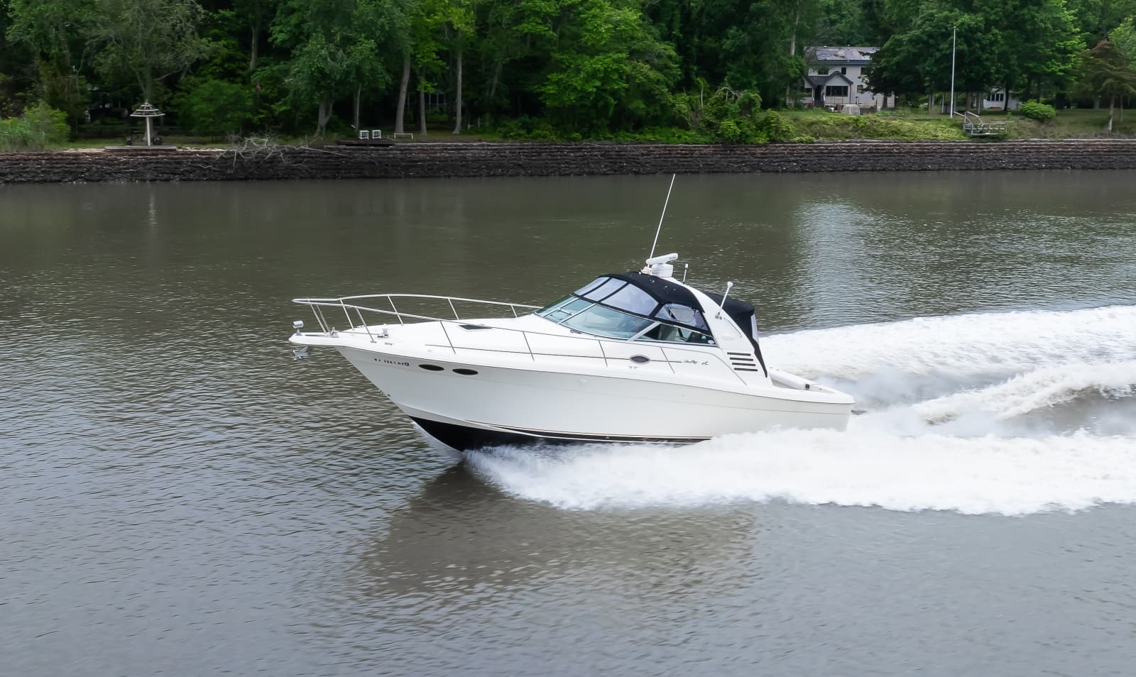 1998 Sea Ray 330 Express - Photo 14