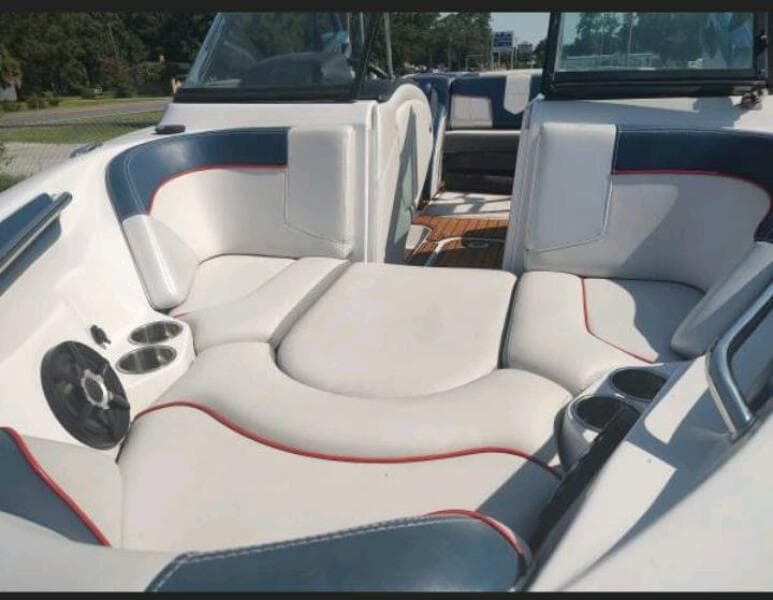 2013 Nautique 