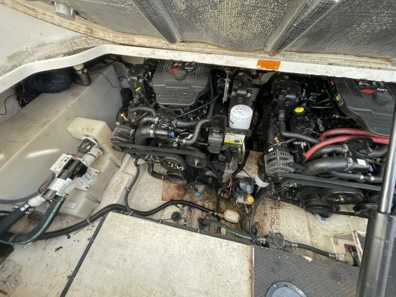 2005 Chaparral 290 Signature