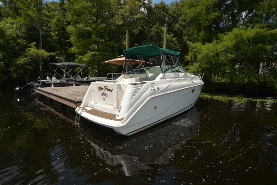 1999 Rinker Fiesta Vee 270