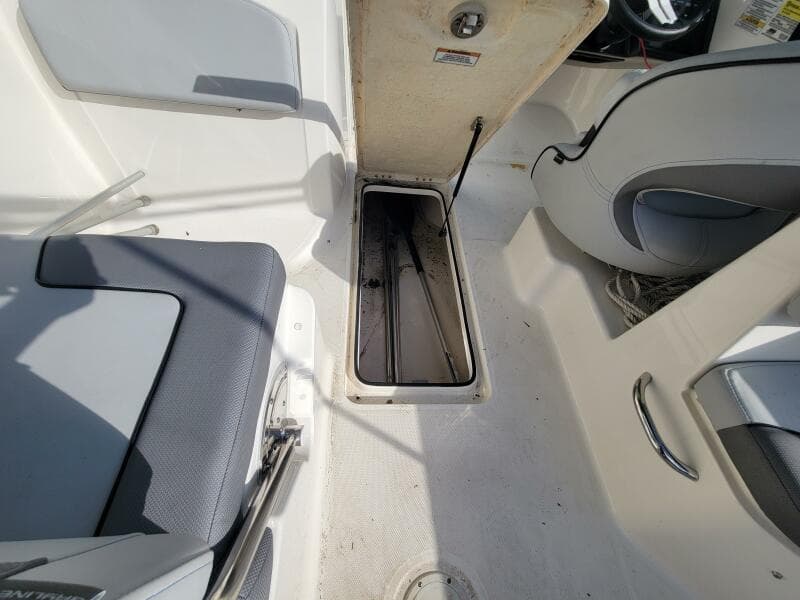 2023 Bayliner VR6 OB