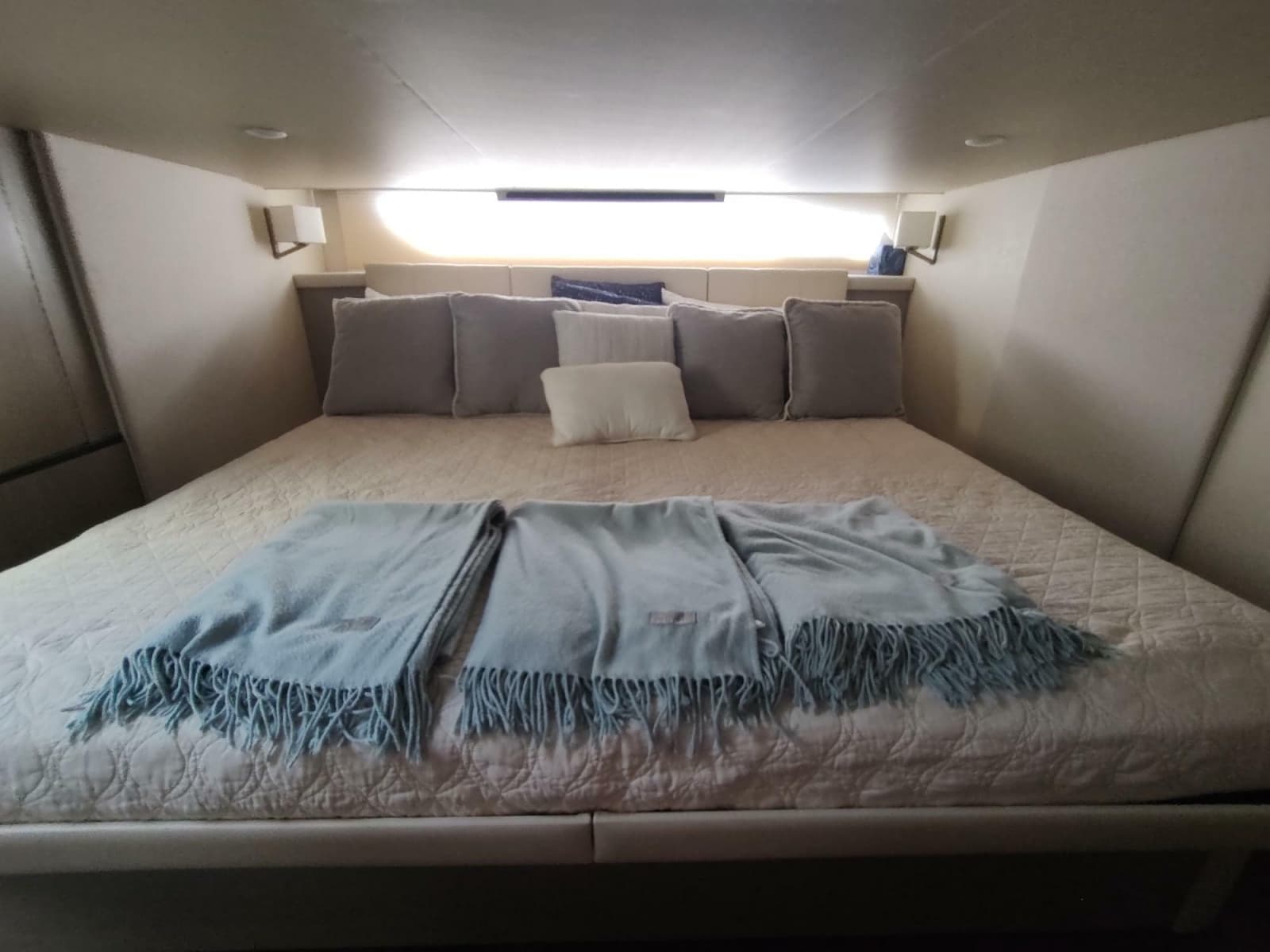 2021 Regal 42 Fly - Photo 89