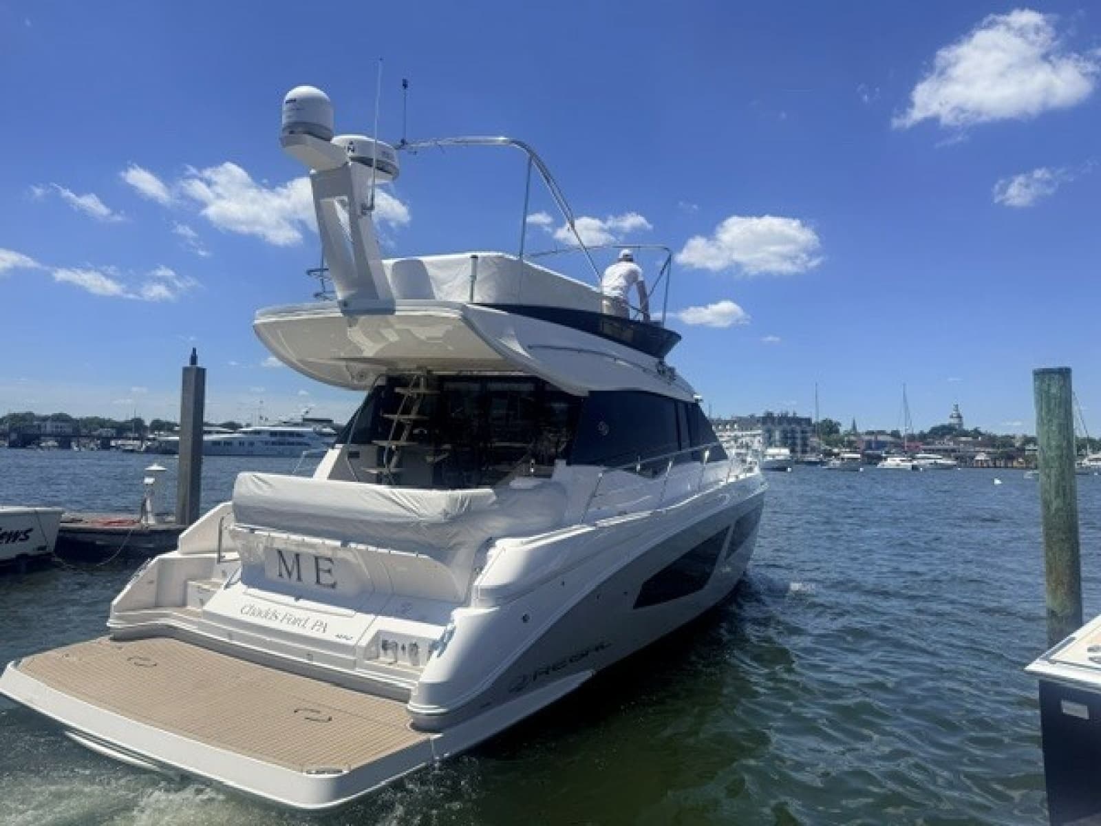 2021 Regal 42 Fly - Photo 3