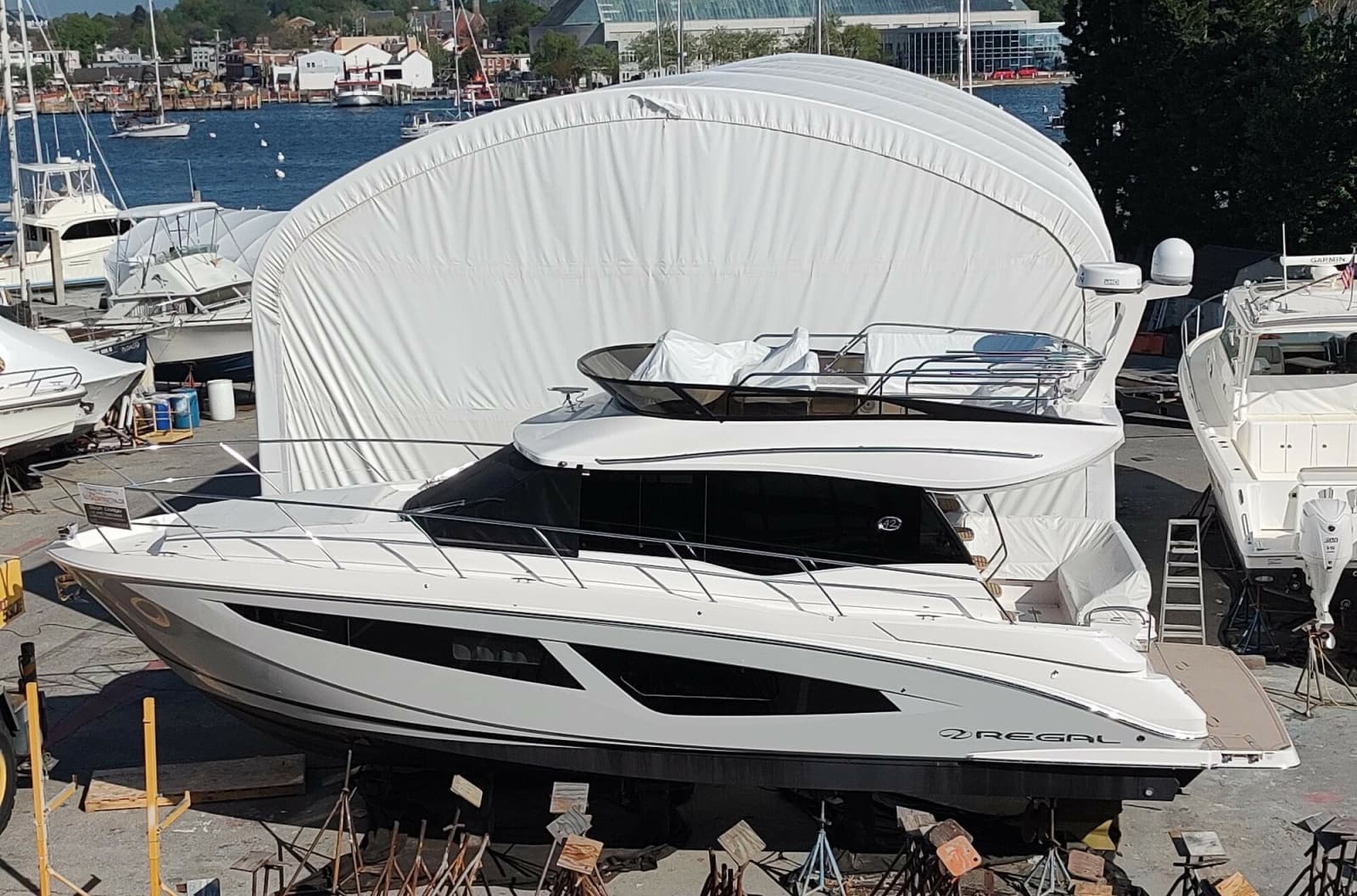 2021 Regal 42 Fly - Photo 5