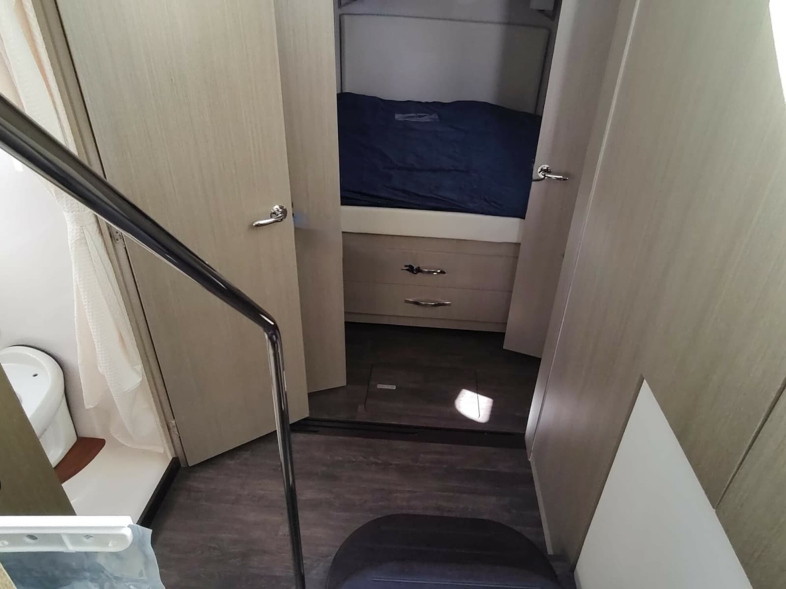 2021 Regal 42 Fly - Photo 66