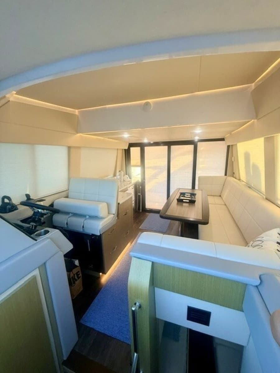 2021 Regal 42 Fly - Photo 63