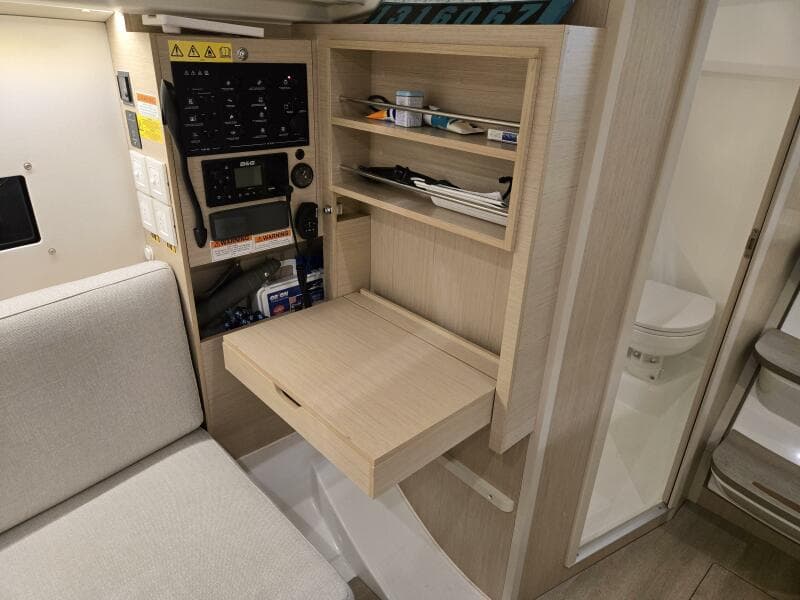 2021 Beneteau Oceanis 30.1