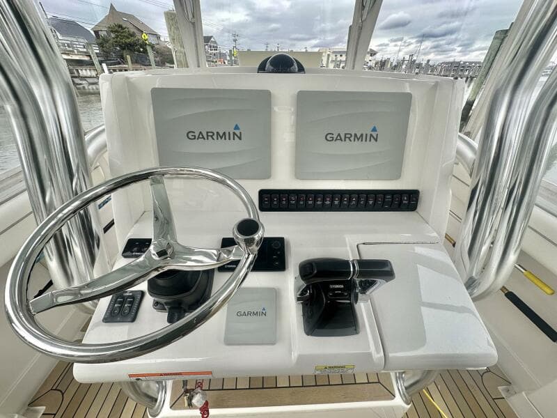 2013 Jupiter Center Console