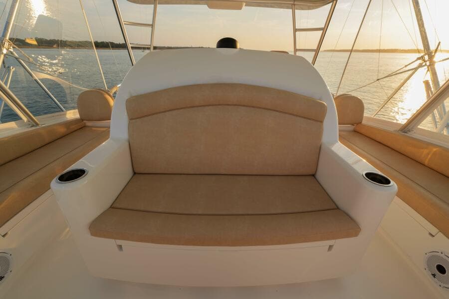 Viking 54 - Salty Dog -Flybridge Seating