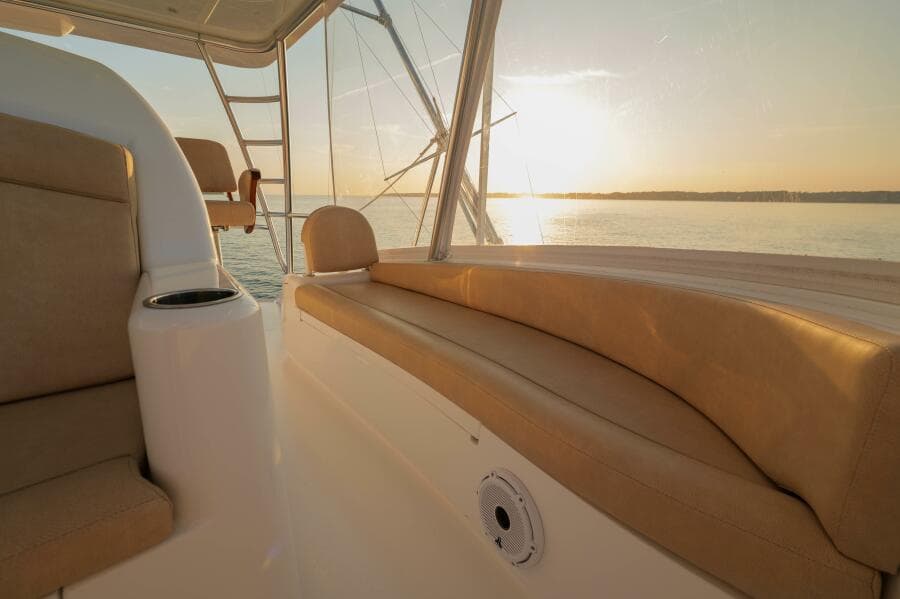 Viking 54 - Salty Dog -Flybridge Seating