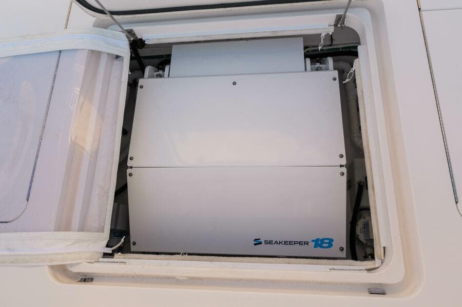 Viking 54 - Salty Dog -Seakeeper 