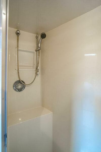 1999 Viking 55 Convertible