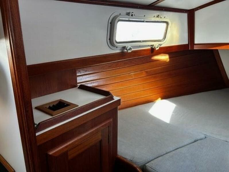 1986 Dickerson Tri-Cabin