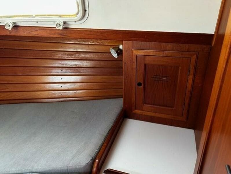 1986 Dickerson Tri-Cabin