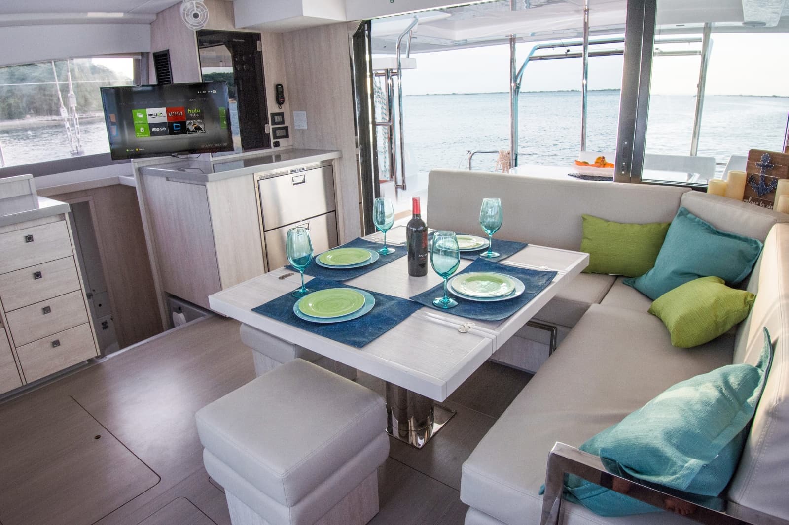 2018 Robertson & Caine Leopard