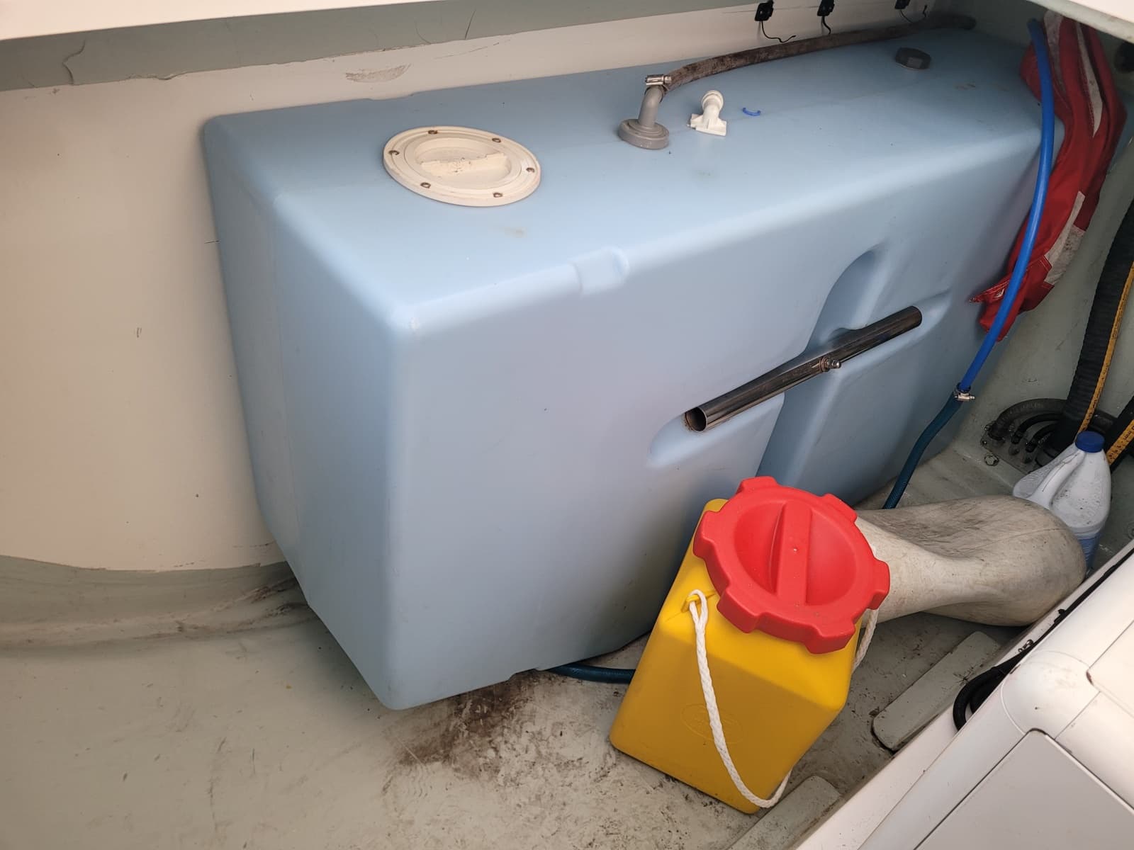 2018 Robertson & Caine Leopard