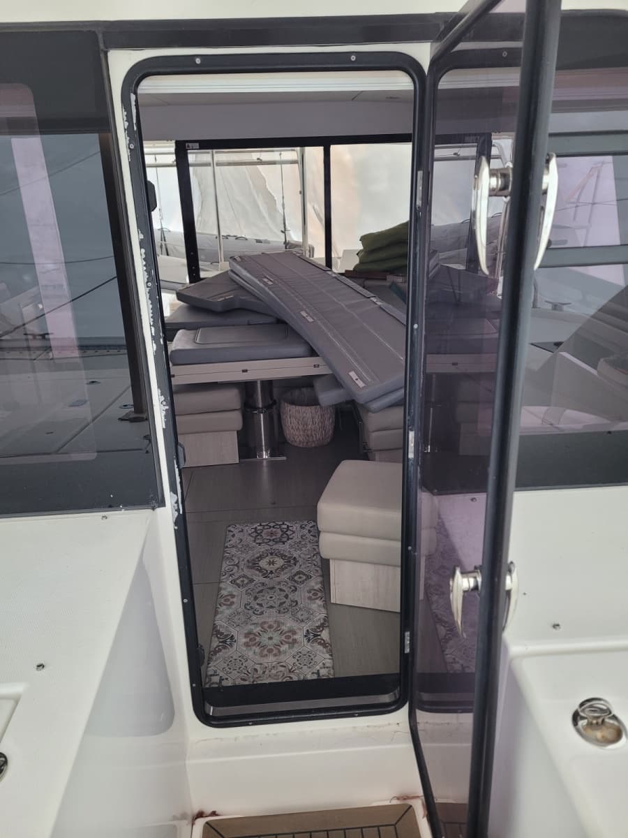 2018 Robertson & Caine Leopard