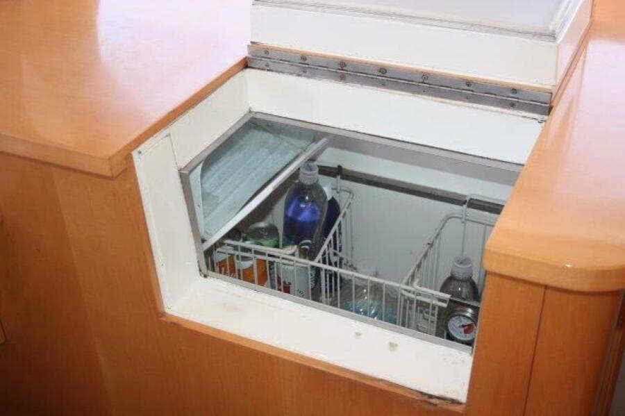 2008 Fountaine Pajot Orana 44