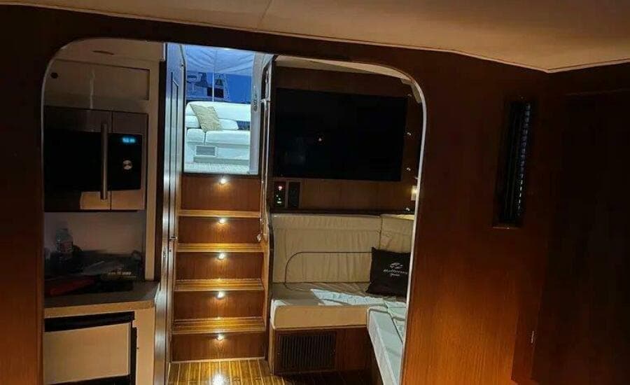 1996 Hatteras 39 Sport Express