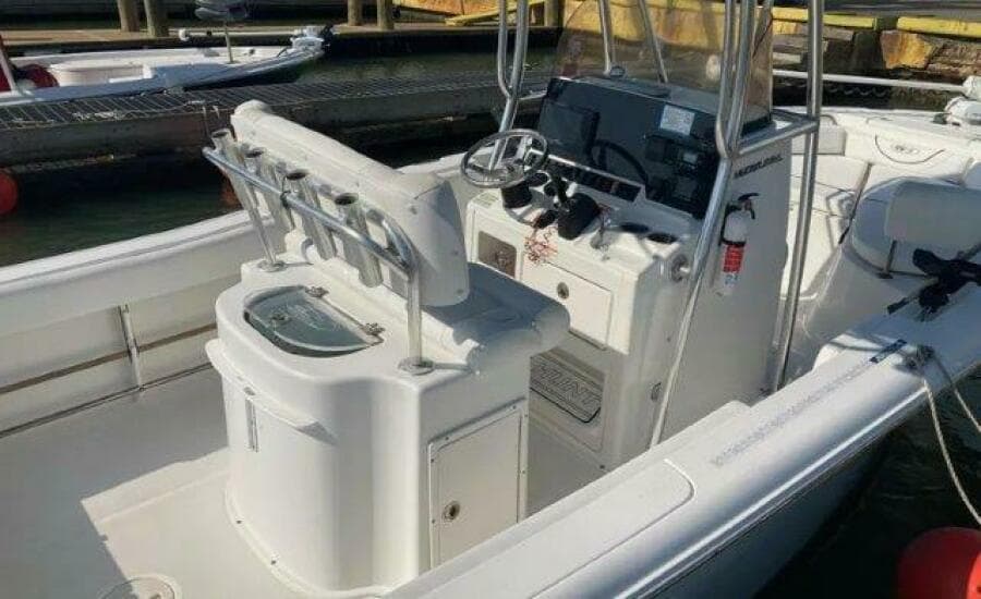 2017 Sea Hunt Ultra 234