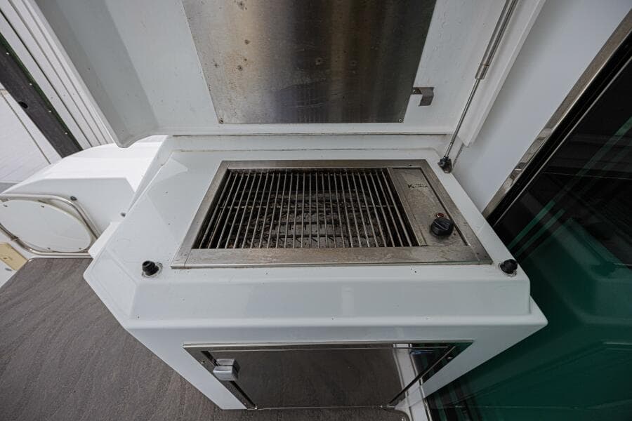 2012 Cruisers Yachts 48 Cantius