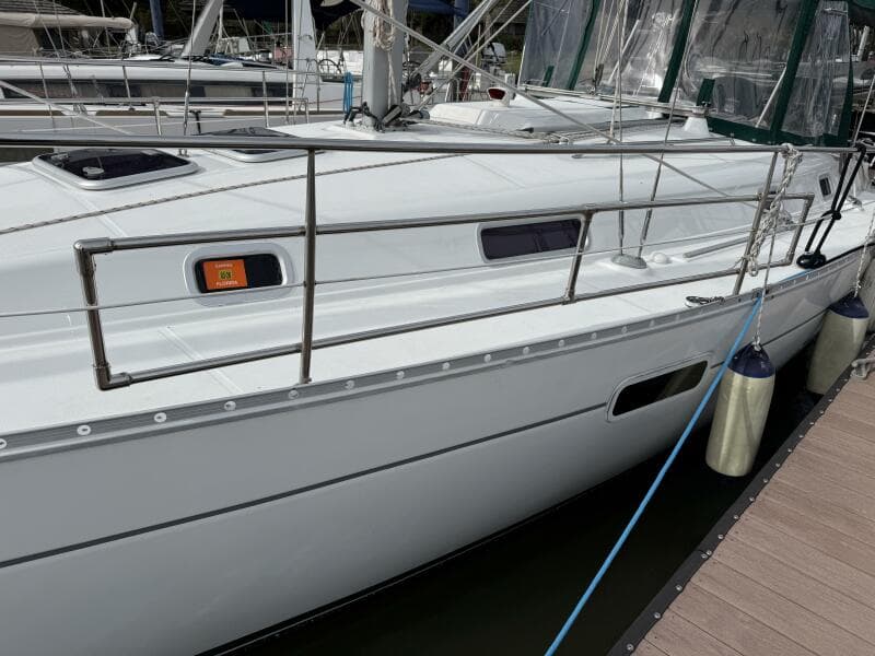 2002 Beneteau 361