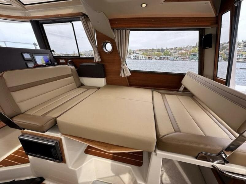 2021 Ranger Tugs R-29 S