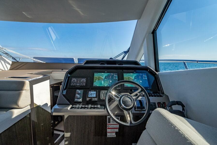 2021 Galeon 500 Fly