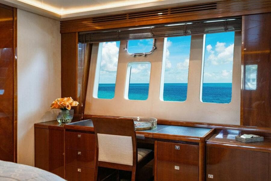 2010 Princess 95 M/Y