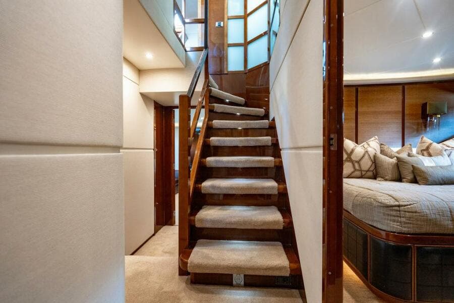 2010 Princess 95 M/Y