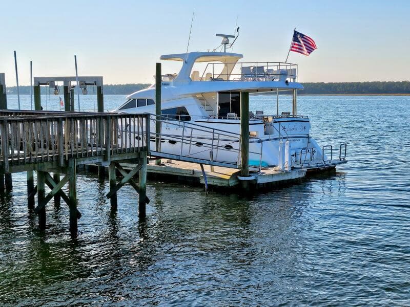 2003 Johnson Flybridge