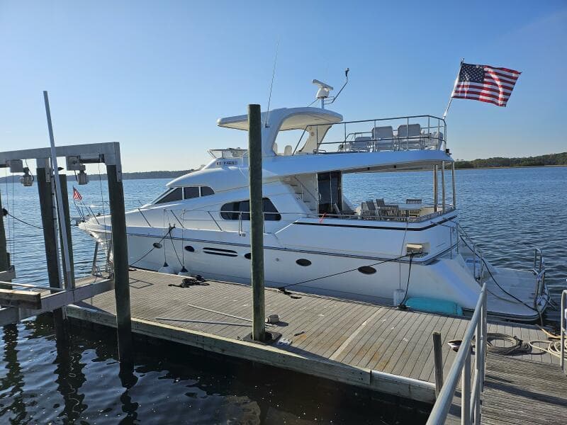 2003 Johnson Flybridge