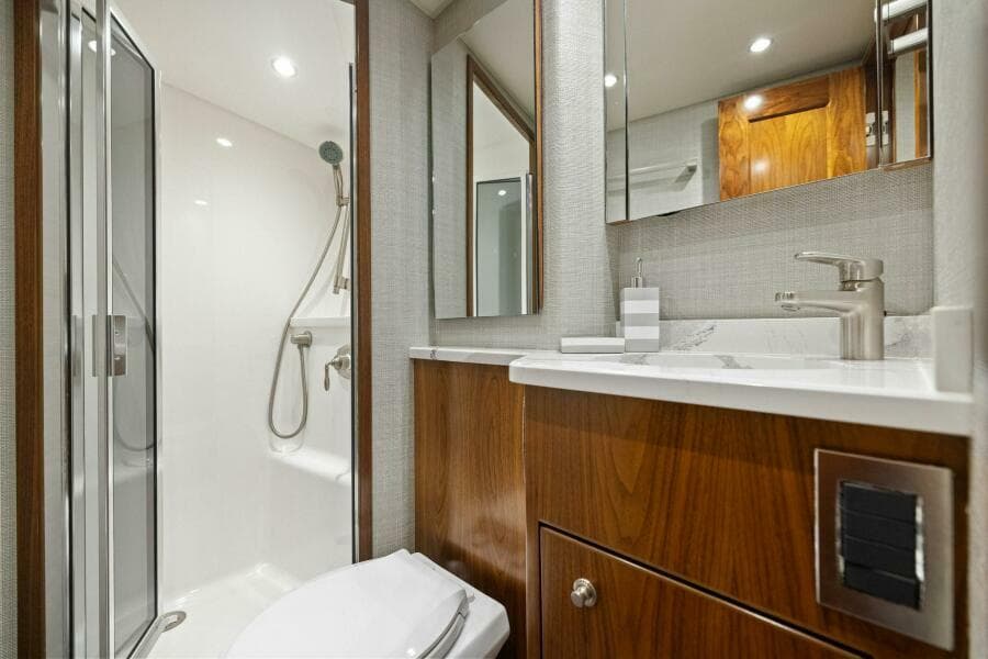 2021 Viking 68 CNV 'Plan B'