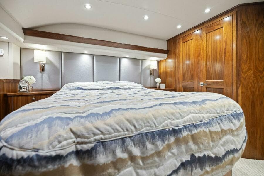 2021 Viking 68 CNV 'Plan B'