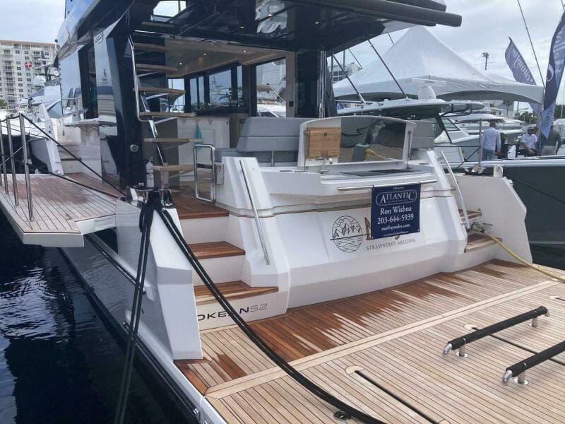 2024 Okean 52 Flybridge
