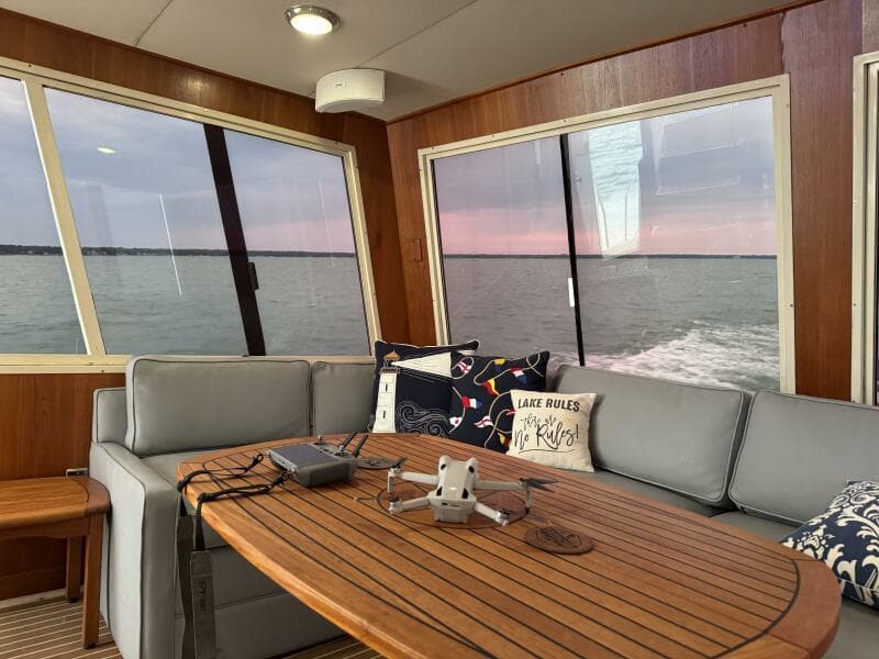 1987 Viking 48 Motor Yacht