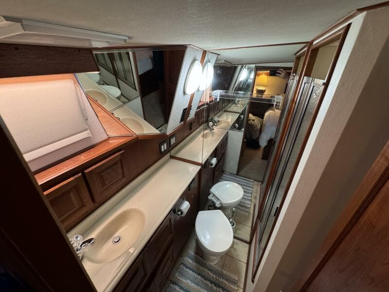 1987 Viking 48 Motor Yacht