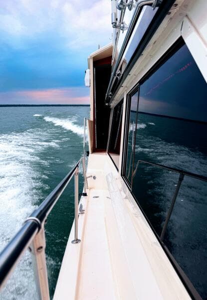 1987 Viking 48 Motor Yacht