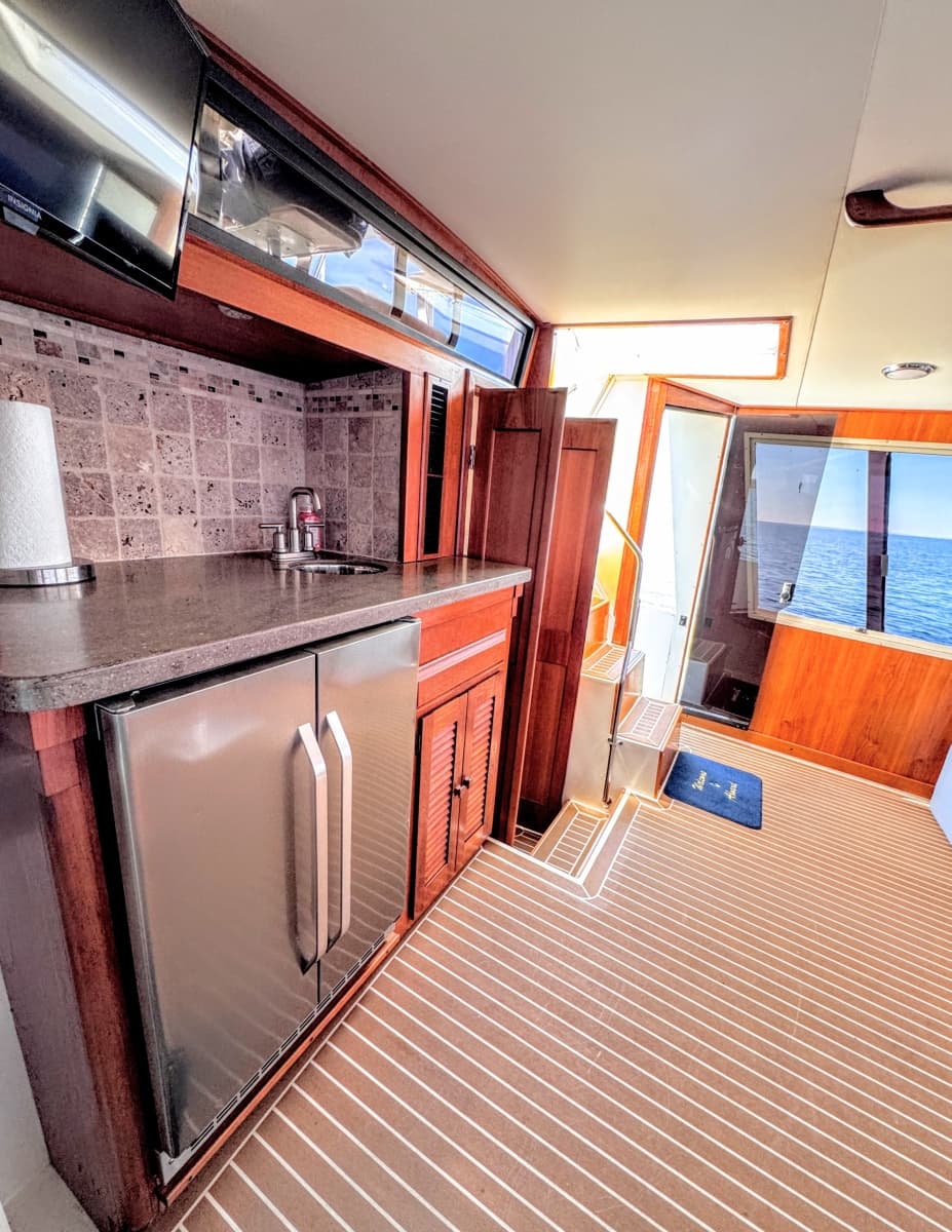 1987 Viking 48 Motor Yacht - Photo 16
