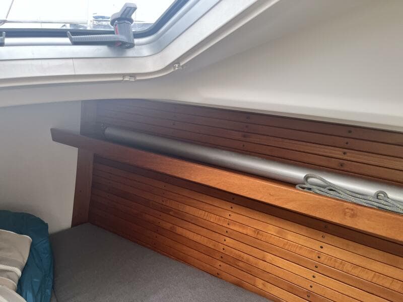 1998 J/32 - Forward Cabin