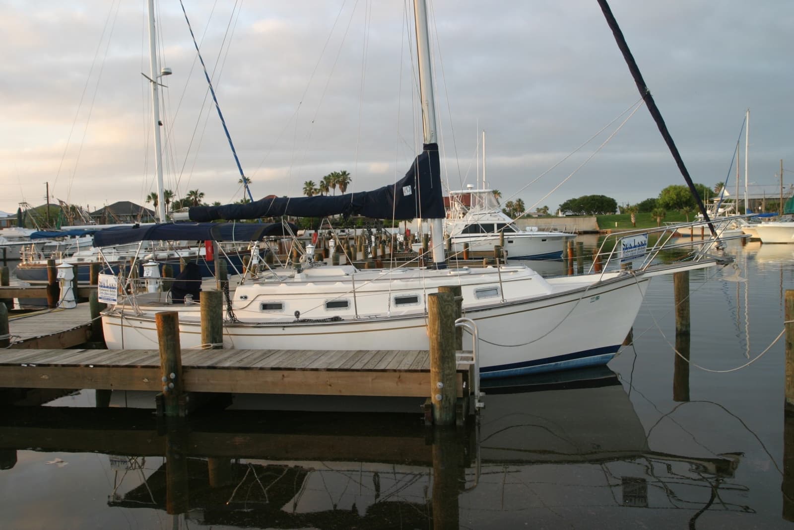 1986 Island Packet 31 - Photo 16