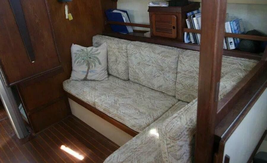 1986 Island Packet 31