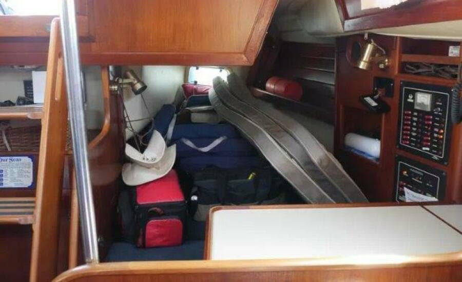 1986 Ericson 35 MKII