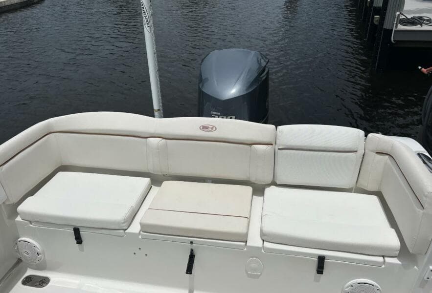 2018 Sea Hunt 255 Ultra SE