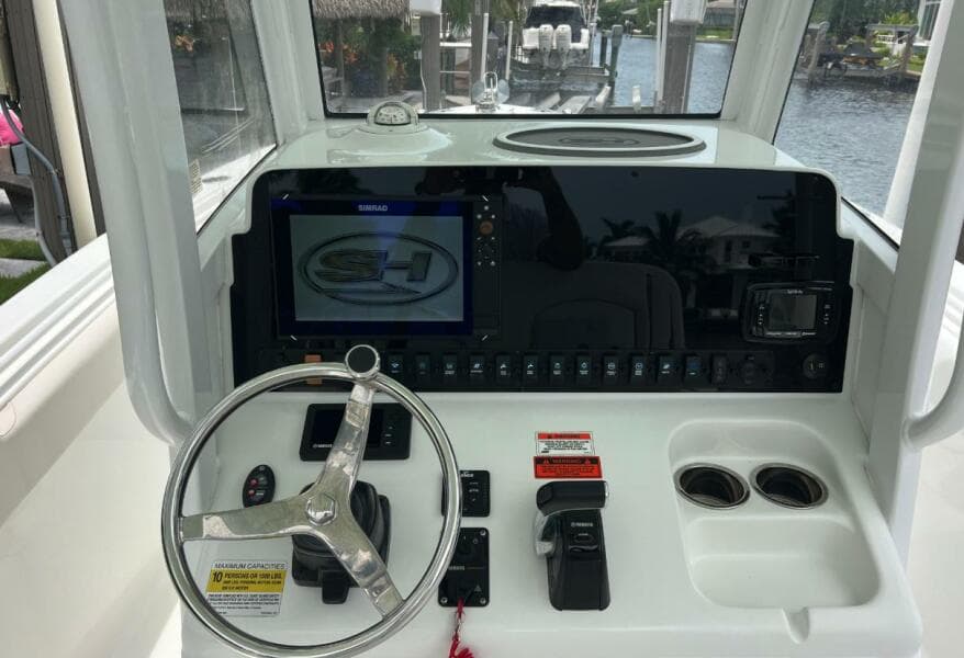 2018 Sea Hunt 255 Ultra SE